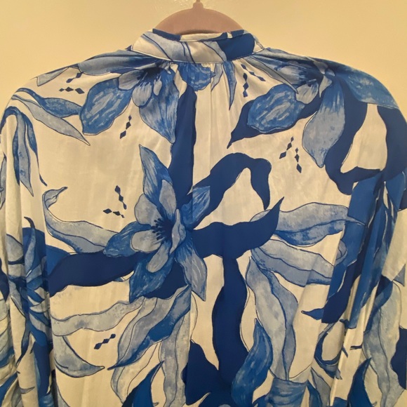 H&M Floral Blue and White Long Sleeve Dress - Picture 7 of 7